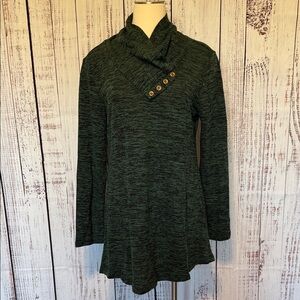 Chic Forest Green Women's Tunic with Button Detail